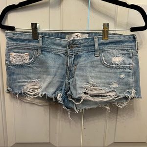 Hollister denim shorts with lace pocket details (light/medium wash) 5/W27